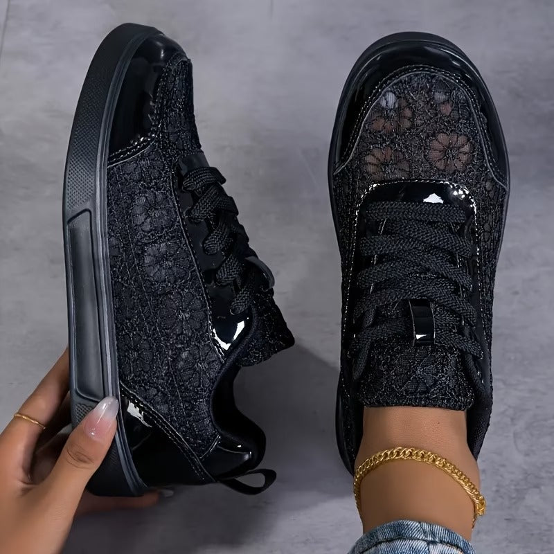 Dentelle | Sneakers in Bloemige Kant