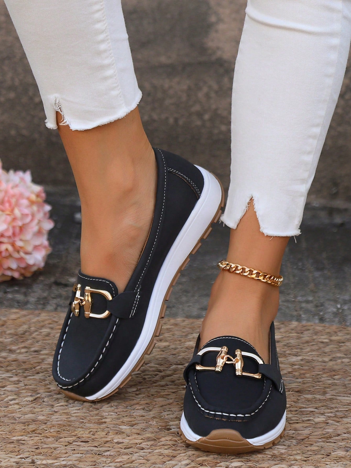 Ellie - Platte Mocassins met Gesp