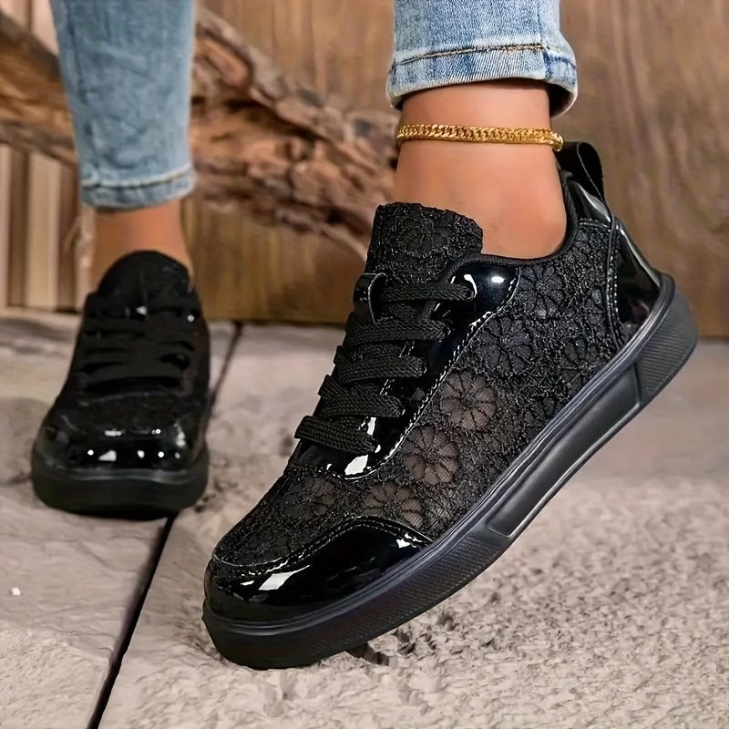 Dentelle | Sneakers in Bloemige Kant
