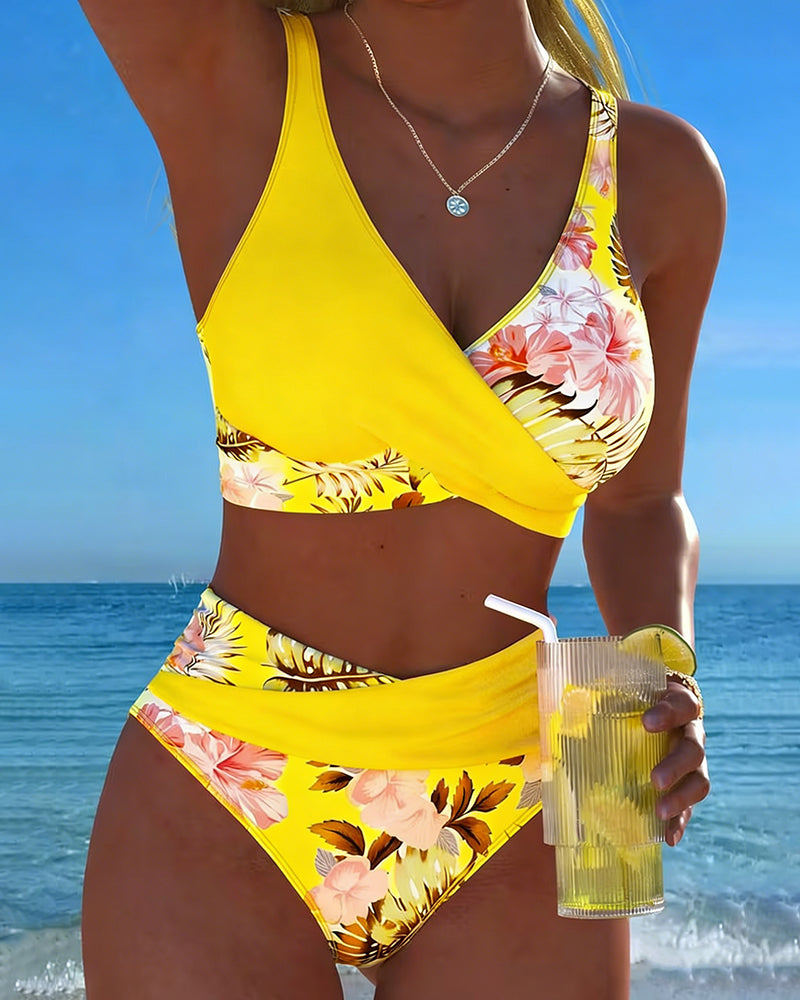 Jolina™ | Bloemige Contrast Split Bikini