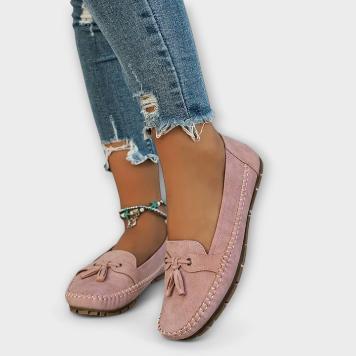 Lise - Moccasin