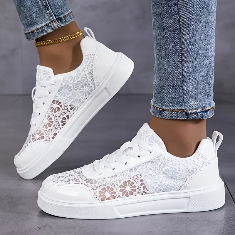 Dentelle | Sneakers in Bloemige Kant