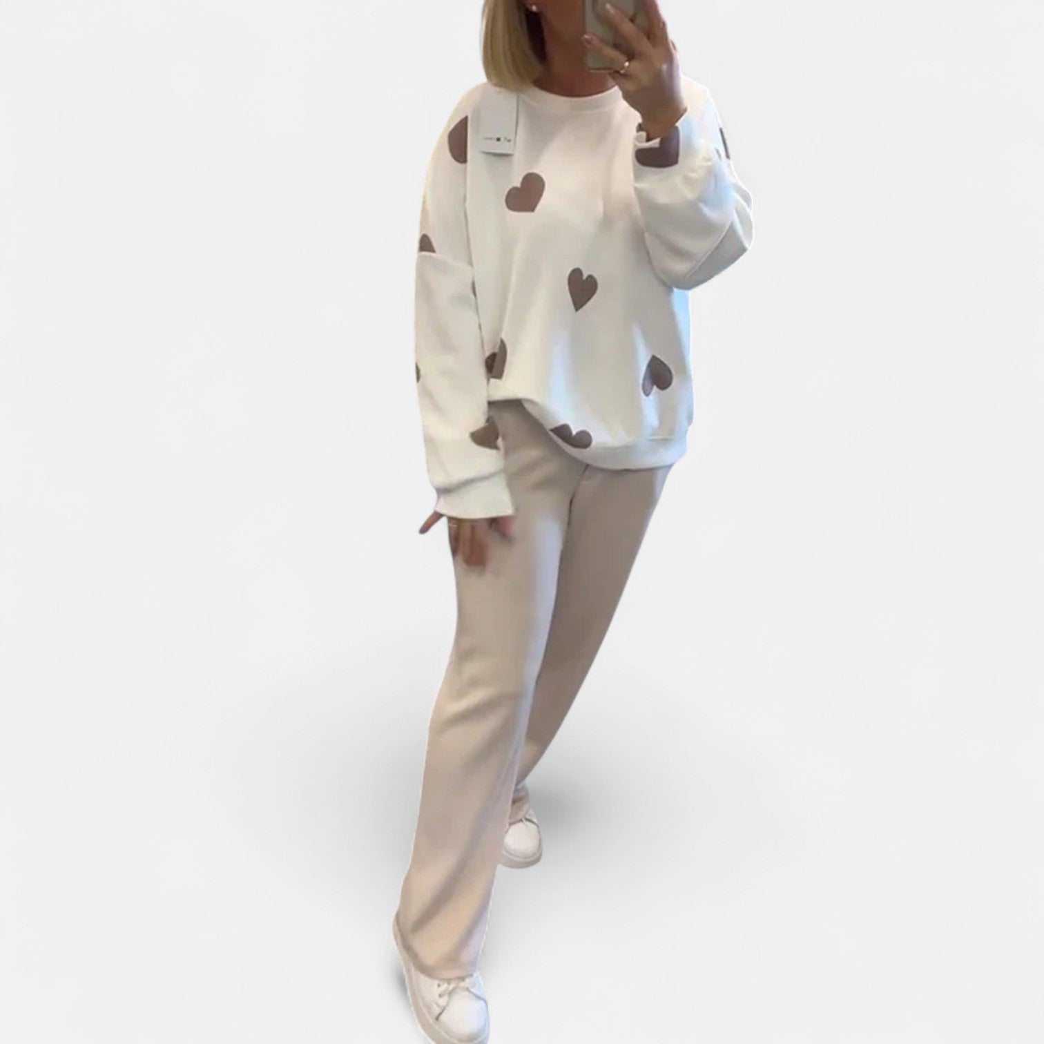 Melinda | Trui met hartjesprint