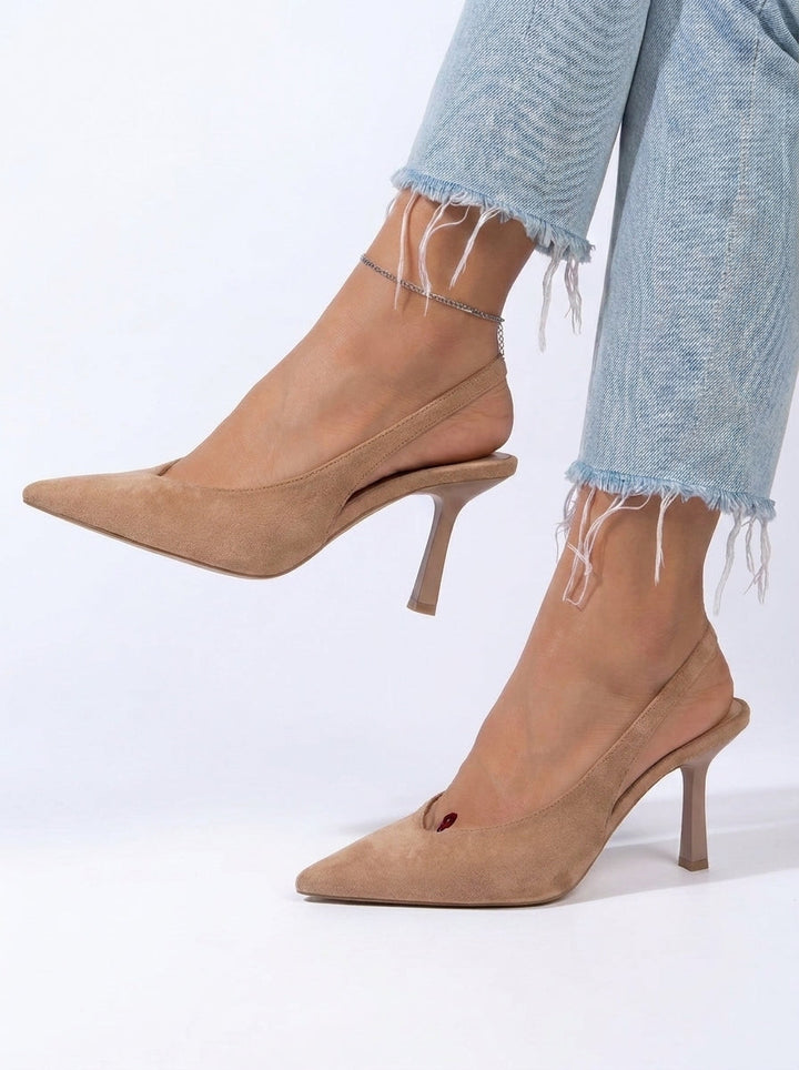 Marlena | Lage hakken in nude kleur