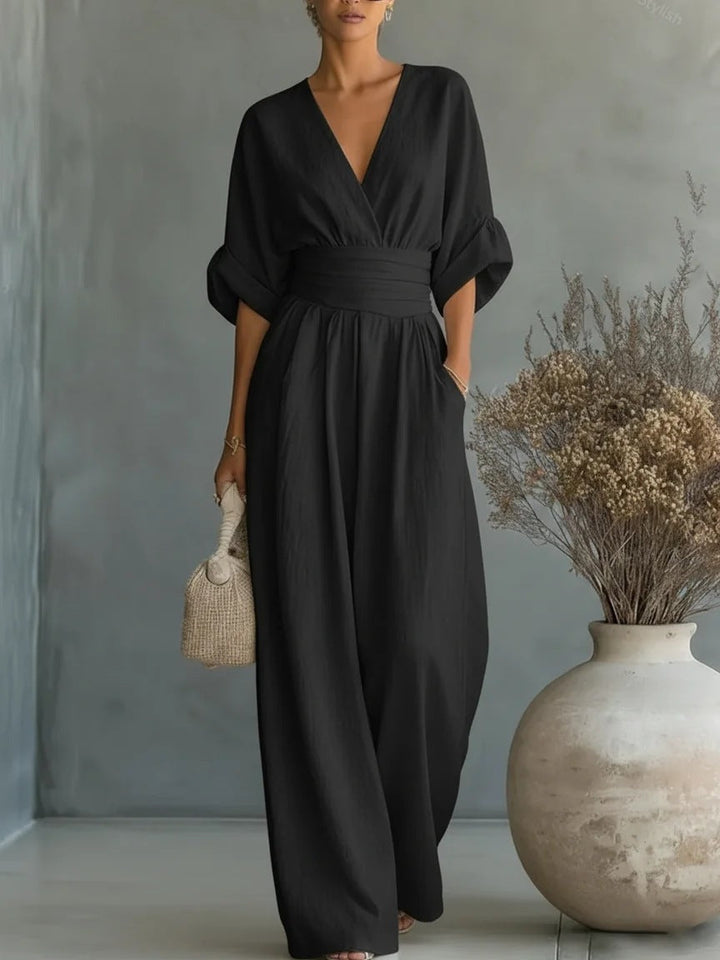 Elegante V-hals Jurk, Met Ontblote Rug en Vloeiende Mouwen - Maison Claire et Sylvie