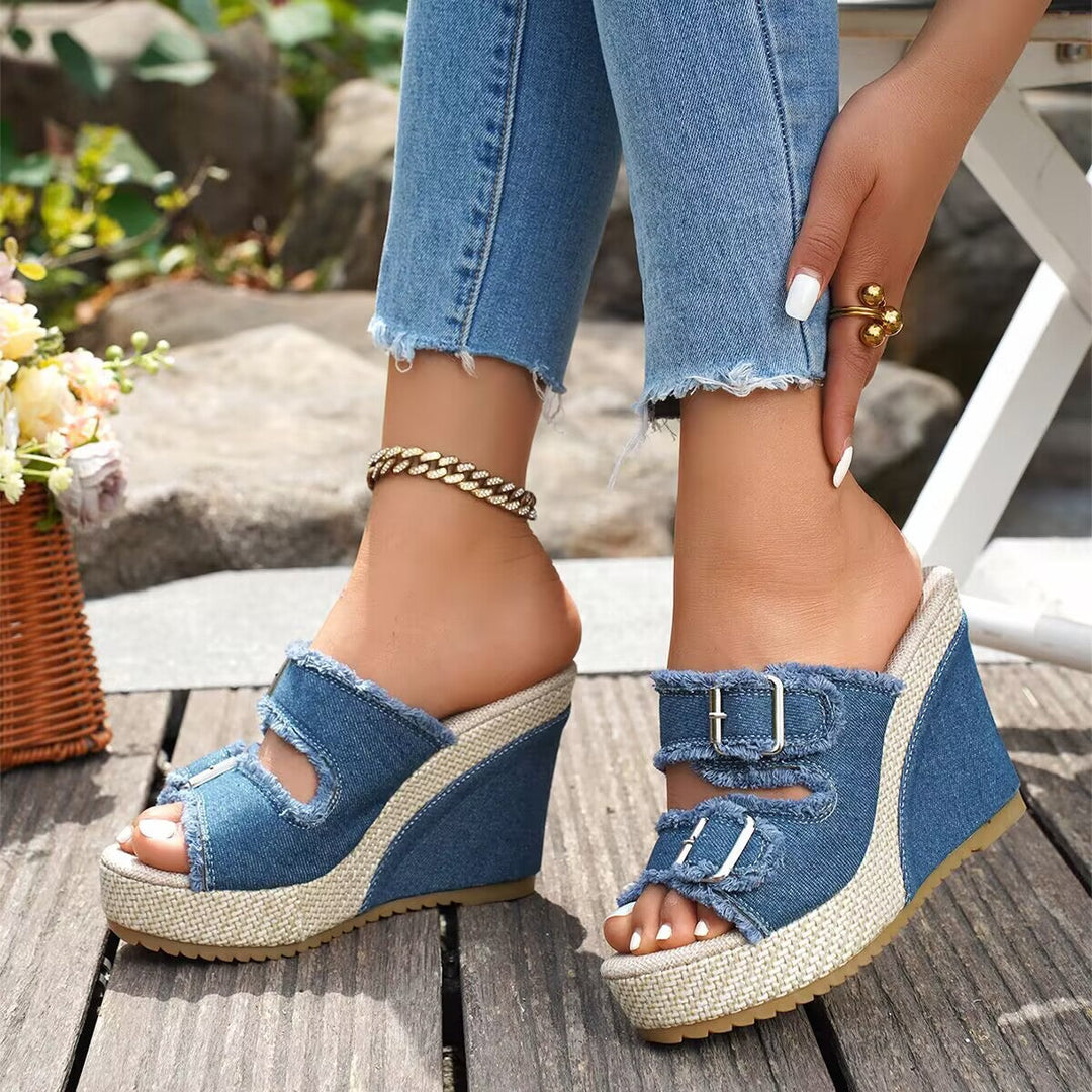 Ada | Denim Wedge Sandalen