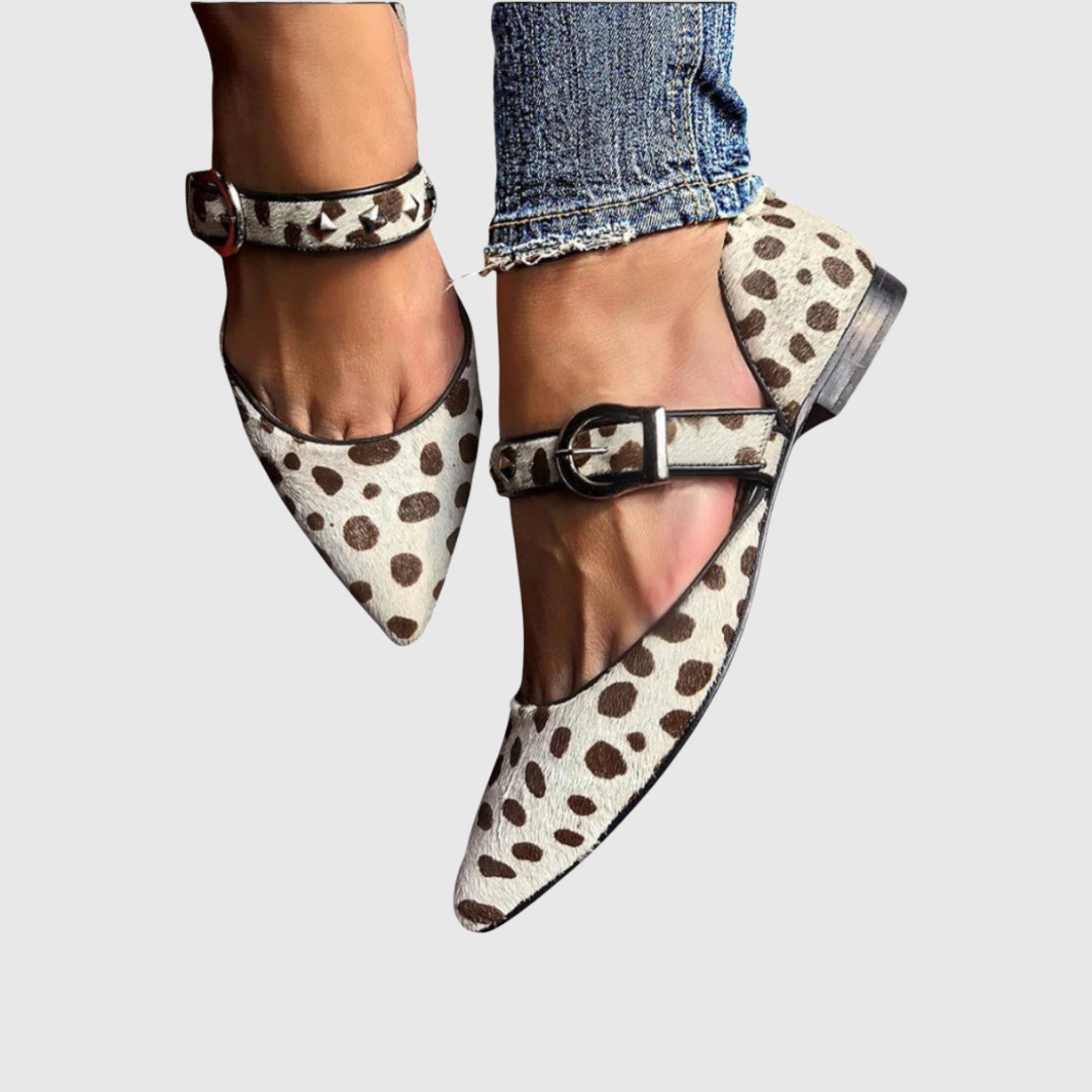 Emery - Mary Janes met Studs