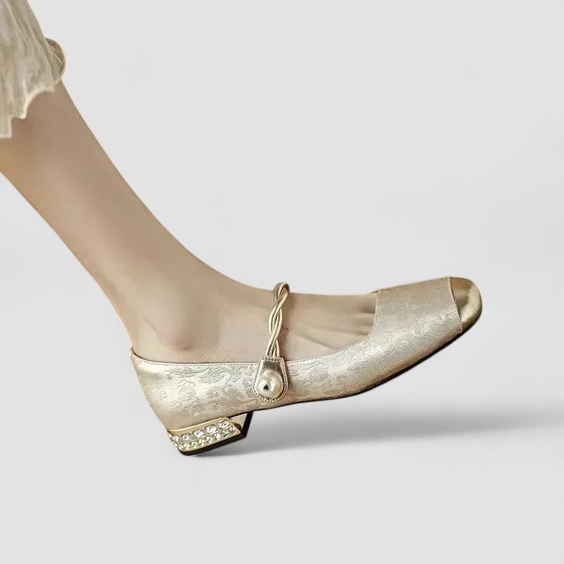 Buket | Elegante schoenen met juwelenhak