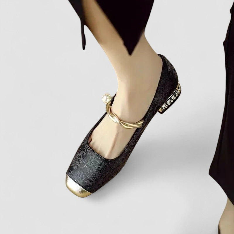 Buket | Elegante schoenen met juwelenhak