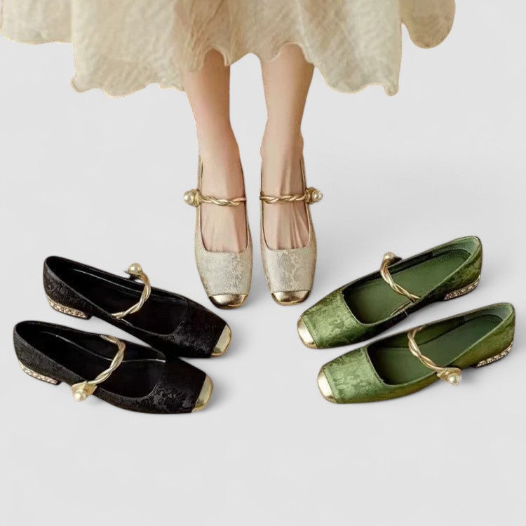 Buket | Elegante schoenen met juwelenhak