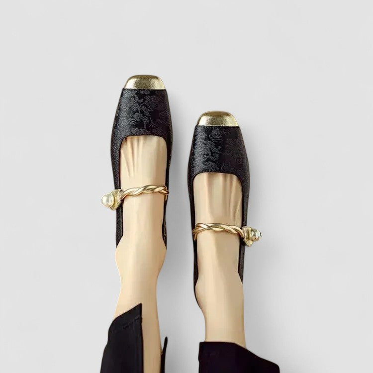 Buket | Elegante schoenen met juwelenhak