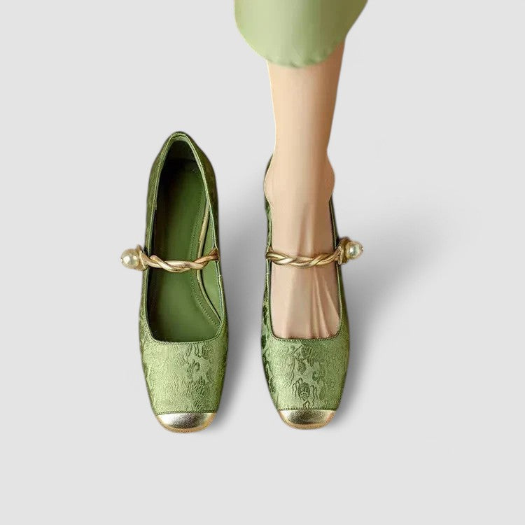 Buket | Elegante schoenen met juwelenhak