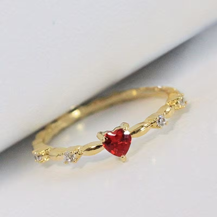 Ruby Hart Ring