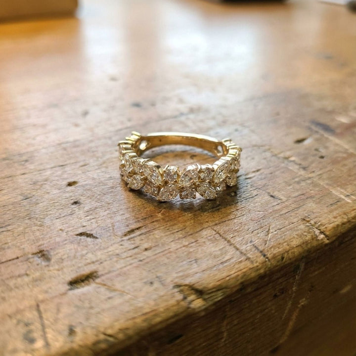 Vintage Marquise & Rond Geslepen Zirconia Heldere Gouden Ring