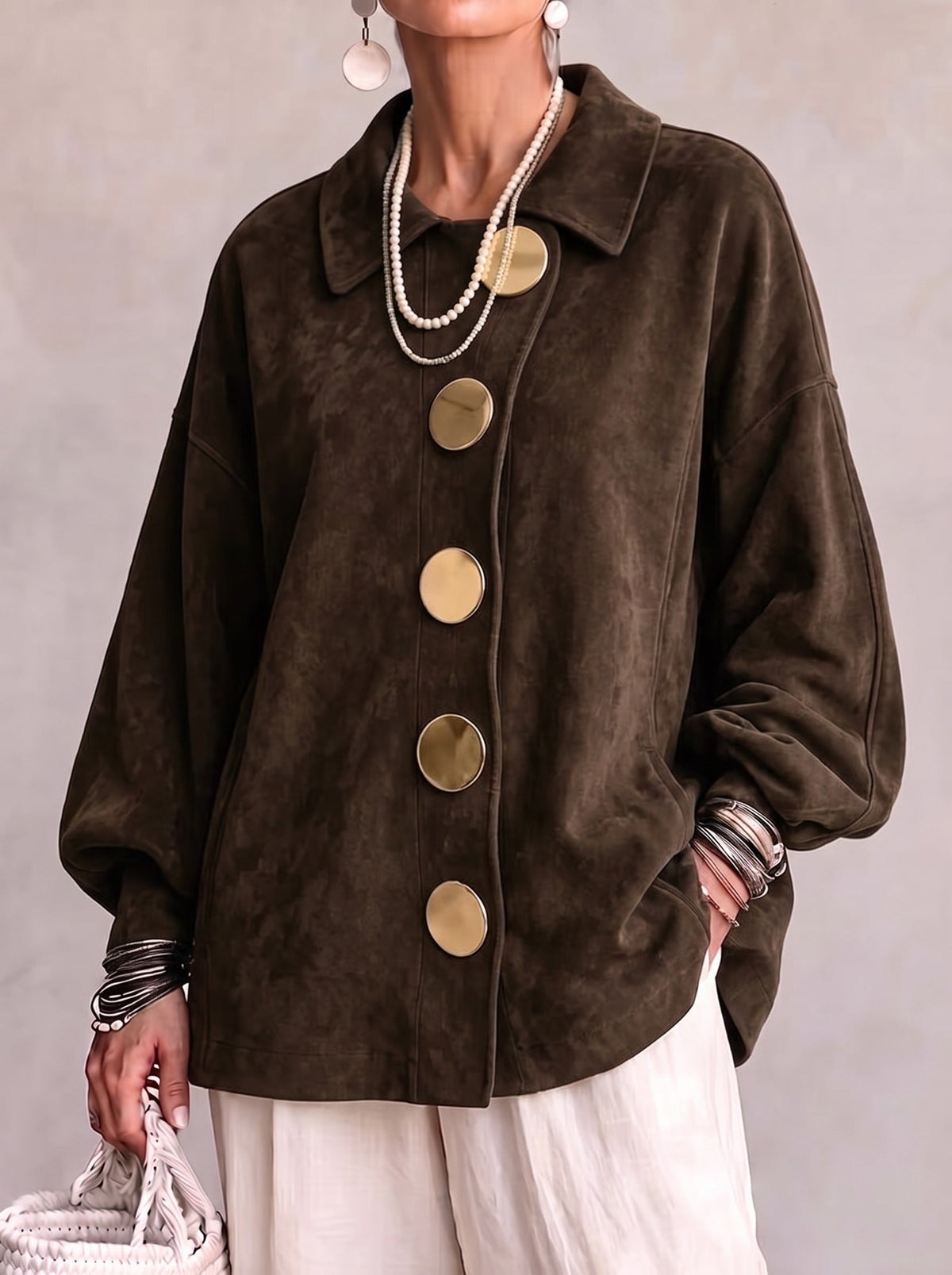 Nagihan | Suède overshirt met knopen