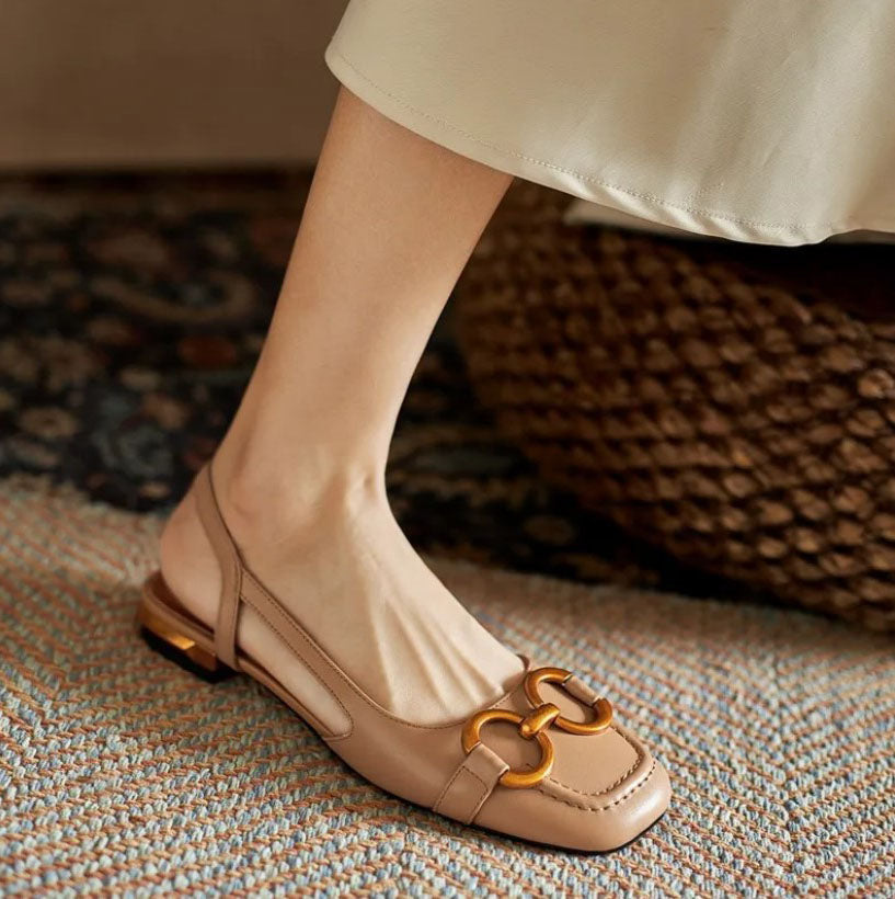 Sira | Elegante loafers met detail